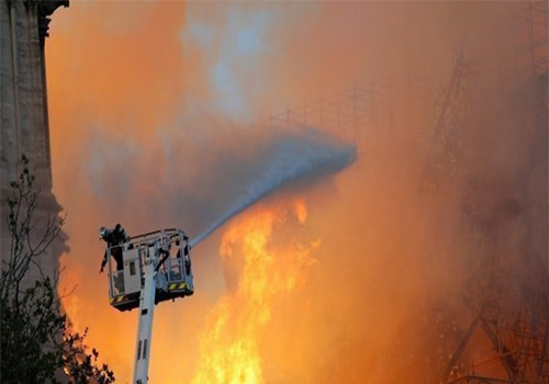 巴黎圣母院 巴黎圣母院